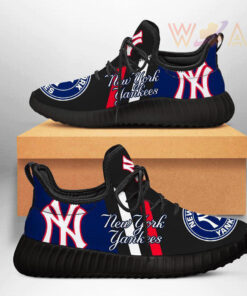 New York Yankees Custom Sneakers 013