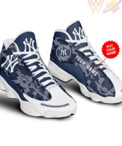 New York Yankees Jordan 13 04
